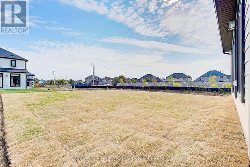 10 Woodmere Path, Middlesex Centre (Ilderton), ON 