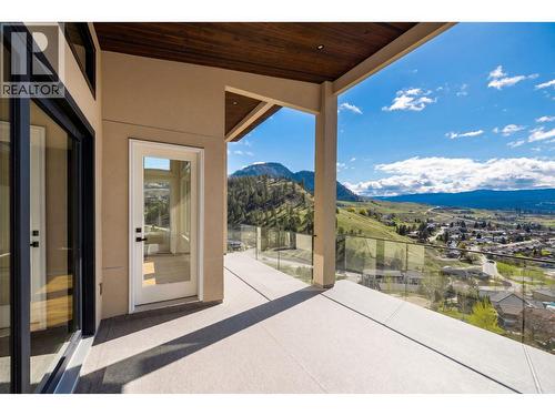 1087 Carnoustie Drive, Kelowna, BC 