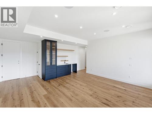 1087 Carnoustie Drive, Kelowna, BC 