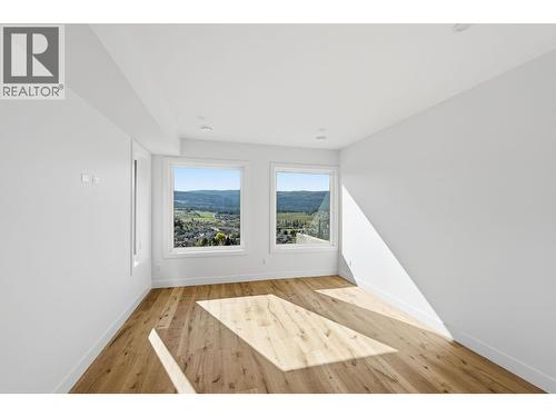 1087 Carnoustie Drive, Kelowna, BC 
