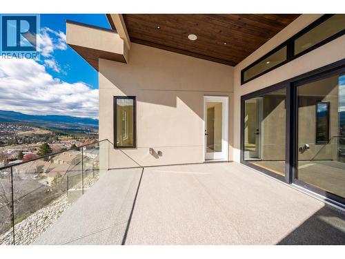 1087 Carnoustie Drive, Kelowna, BC 