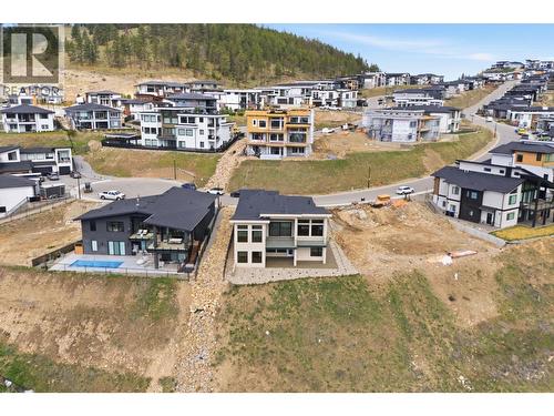 1087 Carnoustie Drive, Kelowna, BC 