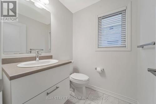 89 Phoenix Boulevard, Barrie, ON 
