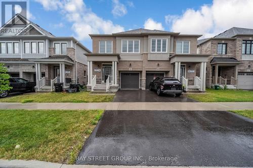 89 Phoenix Boulevard, Barrie, ON 