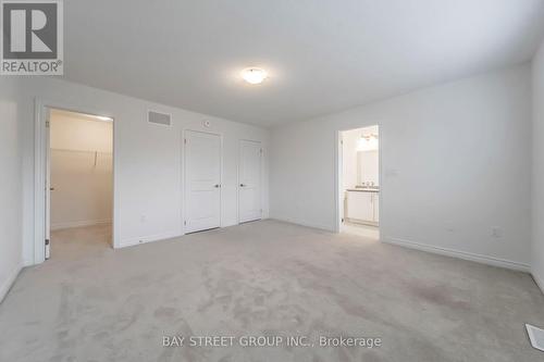 89 Phoenix Boulevard, Barrie, ON 