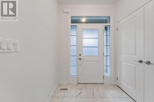 89 Phoenix Boulevard, Barrie, ON 