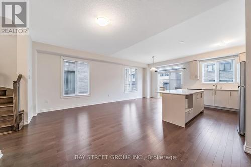 89 Phoenix Boulevard, Barrie, ON 