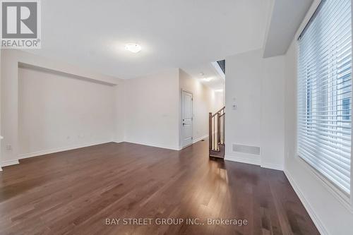89 Phoenix Boulevard, Barrie, ON 