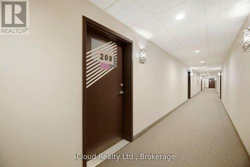 208 - 295 Cundles Road E, Barrie, ON 