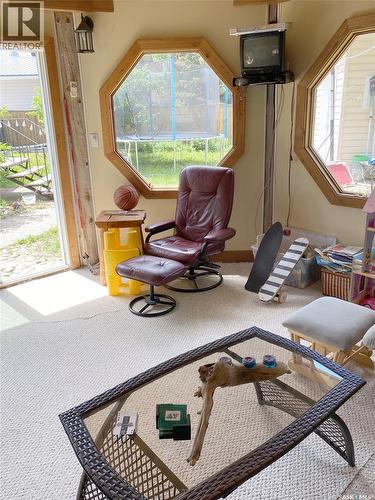 105 Assiniboia Avenue, Assiniboia, SK 
