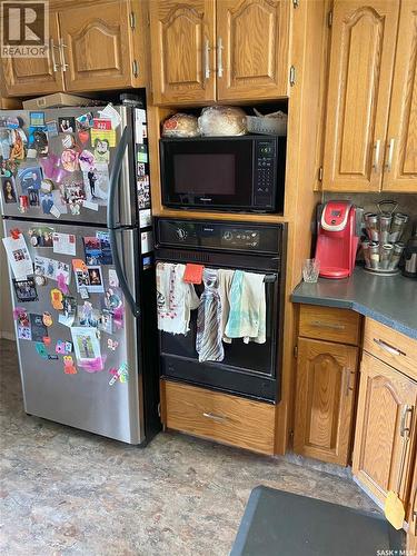105 Assiniboia Avenue, Assiniboia, SK 