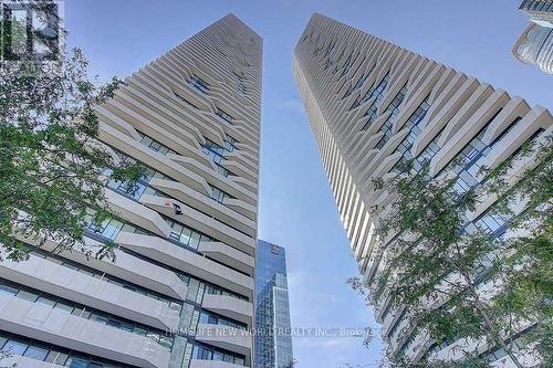 3005 - 100 Harbour Street, Toronto, ON 