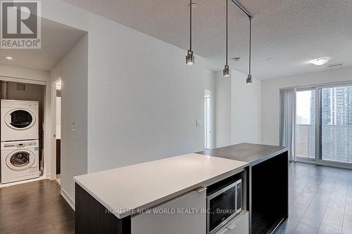 3005 - 100 Harbour Street, Toronto, ON 