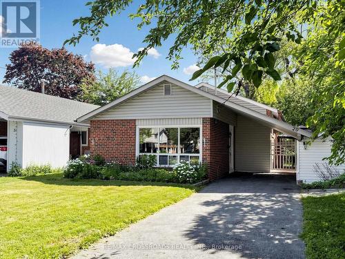 29 ORTON PARK ROAD  Toronto, ON M1G 3G2