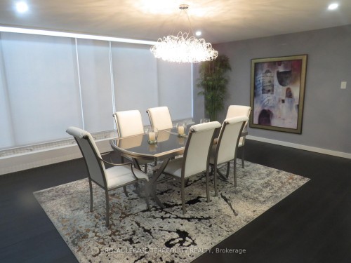 3305-2045 Lake Shore Boulevard W, Toronto, ON - Indoor Photo Showing Dining Room