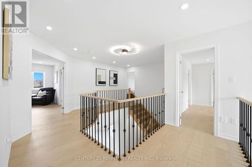 107 Rugman Crescent, Springwater, ON 