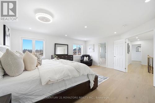 107 Rugman Crescent, Springwater, ON 