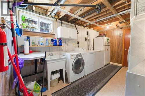 26 Rivercrest Road, Hamilton, ON - Indoor Photo Showing Laundry Room