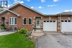 9 KINSMAN Court Fonthill, ON L3E 0L1