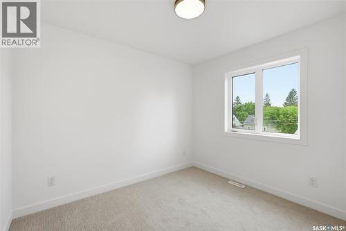 1516 Ewart Avenue, Saskatoon, SK 