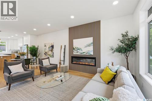 1516 Ewart Avenue, Saskatoon, SK 