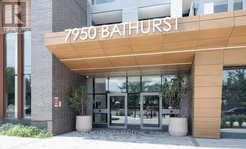 2310 - 7950 BATHURST STREET  Vaughan, ON L4J 0B8