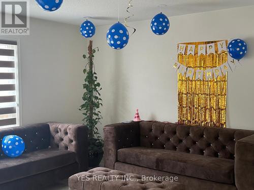 52 Hollingsworth Circle, Brampton, ON - Indoor