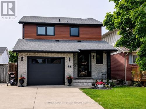 30 BUCHANAN CRESCENT  Thorold, ON L2V 4M5