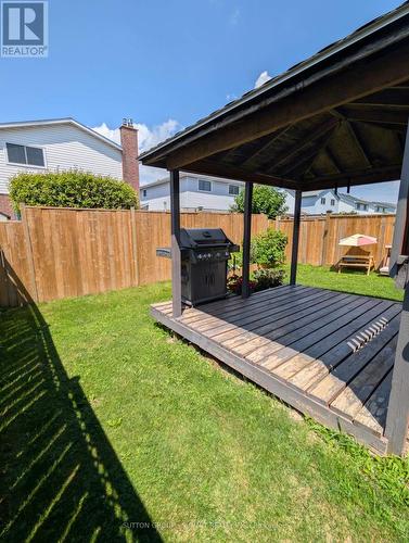 30 Buchanan Crescent, Thorold, ON 