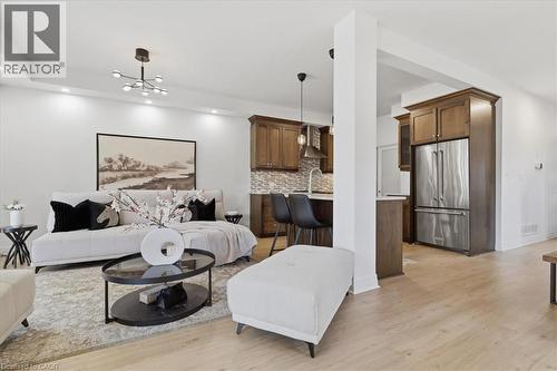275 Falconridge Drive, Kitchener, ON 
