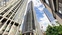 LPH6401 - 11 YORKVILLE AVENUE Toronto, ON M4W 0B7