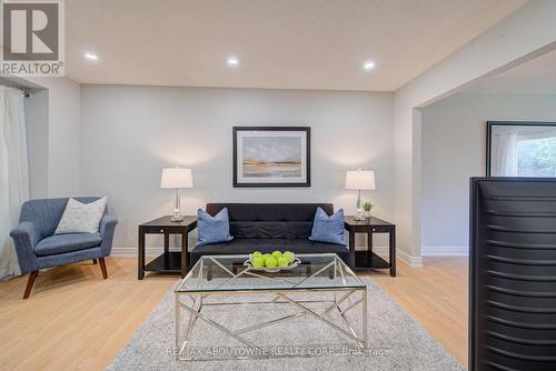 1140 Avondale Drive, Oakville, ON 