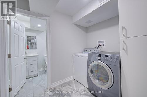 1140 Avondale Drive, Oakville, ON 