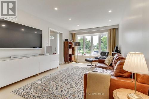 7641 Anaka Drive, Mississauga, ON - Indoor Photo Showing Other Room