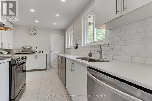 7641 Anaka Drive, Mississauga, ON - Indoor Photo Showing Kitchen With Double Sink