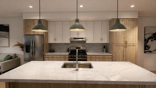 9007/9009 92 St., Edmonton, AB 