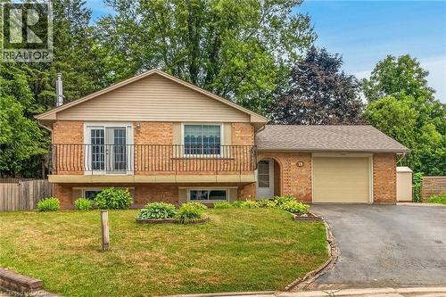19 Burns Place, Caledonia, ON - Outdoor With Deck Patio Veranda