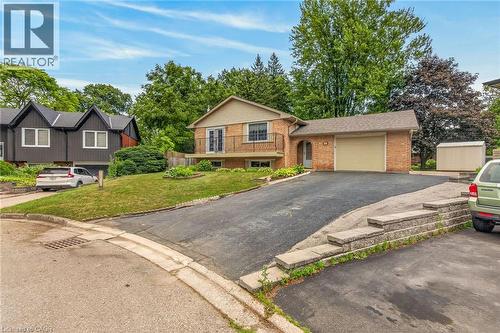 19 Burns Place, Caledonia, ON - Outdoor