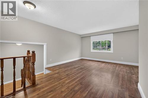 19 Burns Place, Caledonia, ON - Indoor Photo Showing Other Room