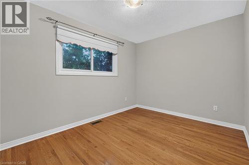 19 Burns Place, Caledonia, ON - Indoor Photo Showing Other Room