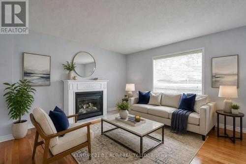 virtually staged photo - 17 Crompton Drive, Barrie, ON 