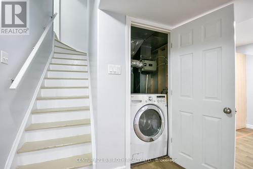 17 Crompton Drive, Barrie, ON 