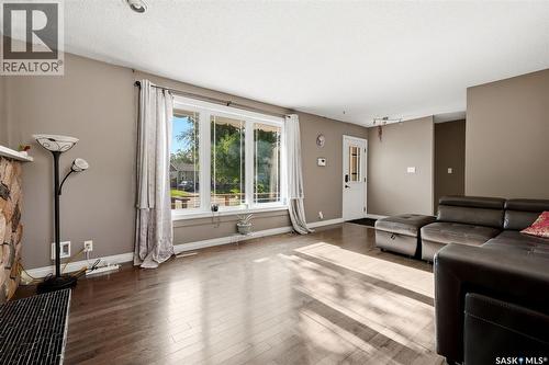 75 Rothwell Crescent, Regina, SK 