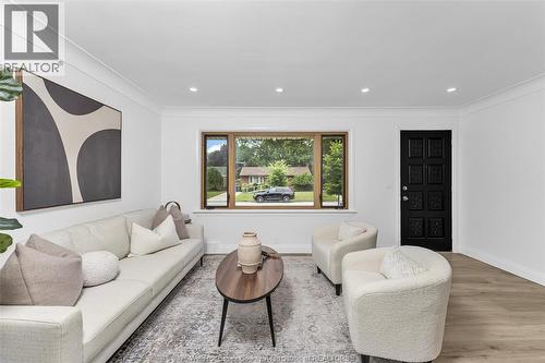 3849 Hillcrest, Windsor, ON 