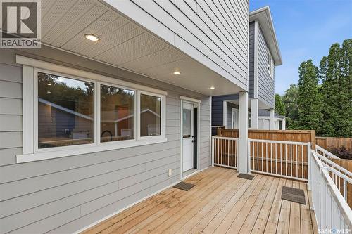 1402 Wiggins Avenue S, Saskatoon, SK - Outdoor With Exterior