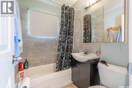 725 Cameron Street, Regina, SK 