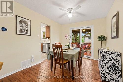 30 Bartley Crescent, Ottawa, ON - Indoor Photo Showing Dining Room
