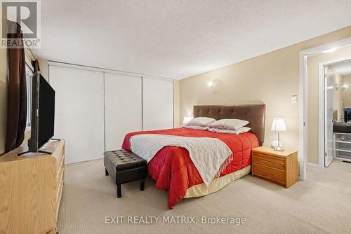 30 Bartley Crescent, Ottawa, ON - Indoor Photo Showing Bedroom