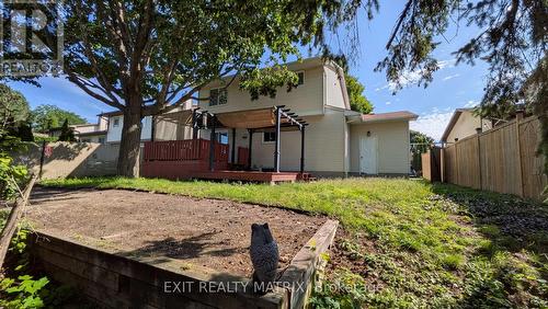 30 Bartley Crescent, Ottawa, ON - Outdoor