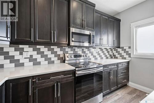 219 Ells Crescent, Saskatoon, SK - Indoor Photo Showing Kitchen